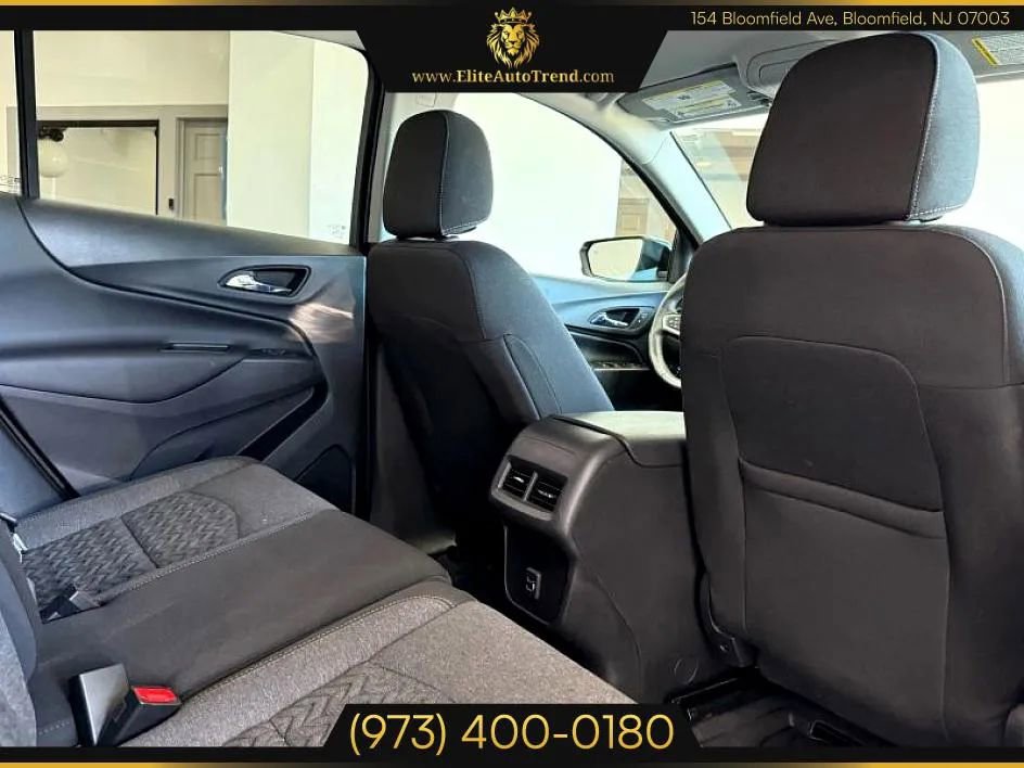 Used 2022 Chevrolet Equinox LT image 24
