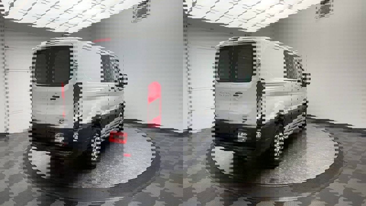 Used 2016 Ford Transit 250 130 Low Roof w/ Exterior Upgrade Package image 27