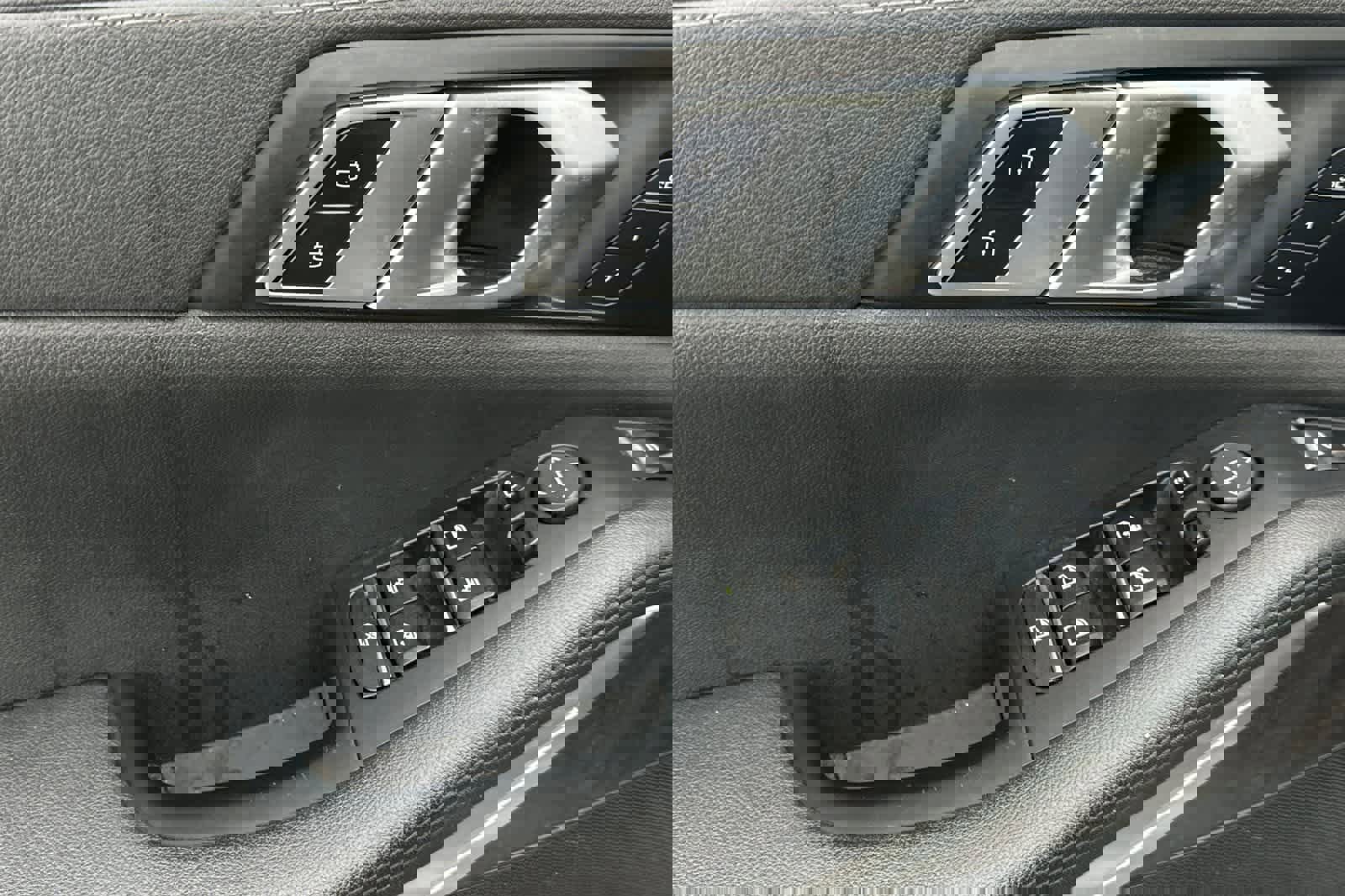 Used 2022 BMW X5 xDrive40i w/ Climate Comfort Package image 13