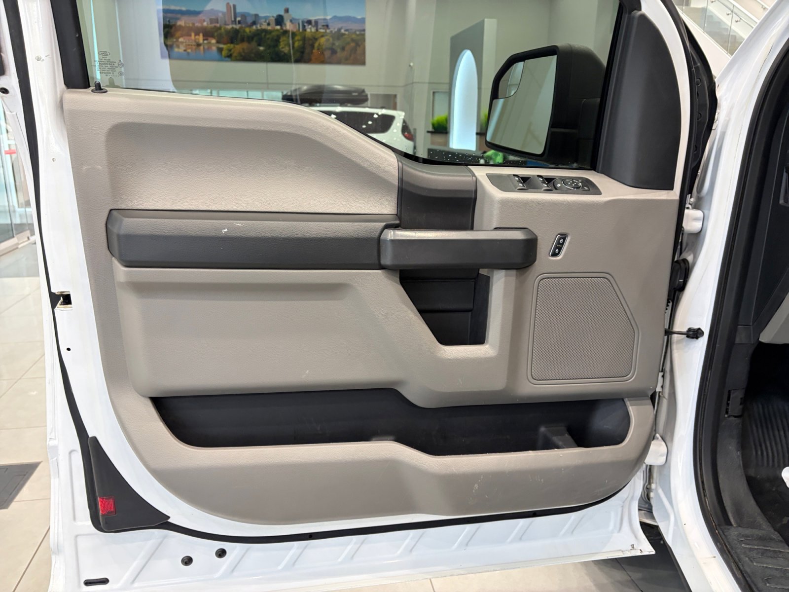 Used 2018 Ford F150 XL w/ Equipment Group 101A Mid AWD/4WD image 15