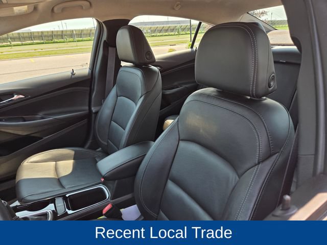 Used 2017 Chevrolet Cruze Premier FWD image 13