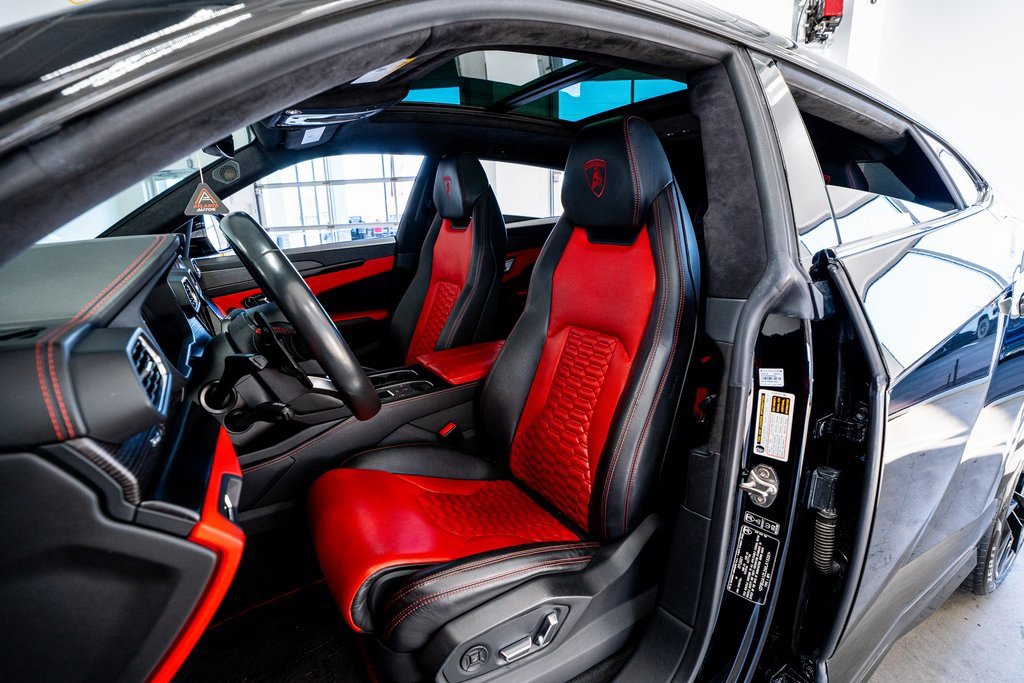 Used 2021 Lamborghini Urus image 41