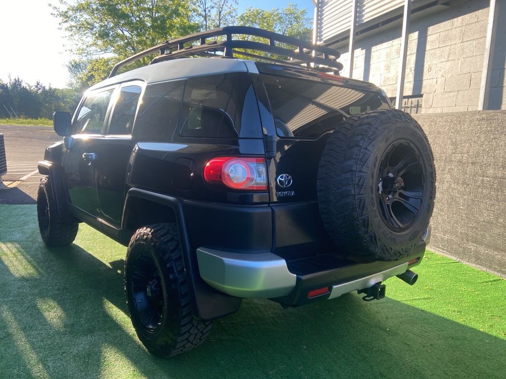 Used 2012 Toyota FJ Cruiser 4WD w/ Upgrade Pkg image 9