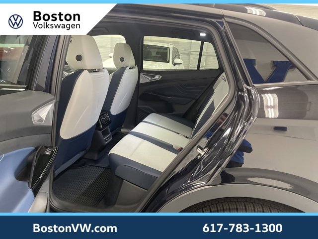 New 2025 Volkswagen ID.4 Pro S w/ ID.4 Black Package image 25