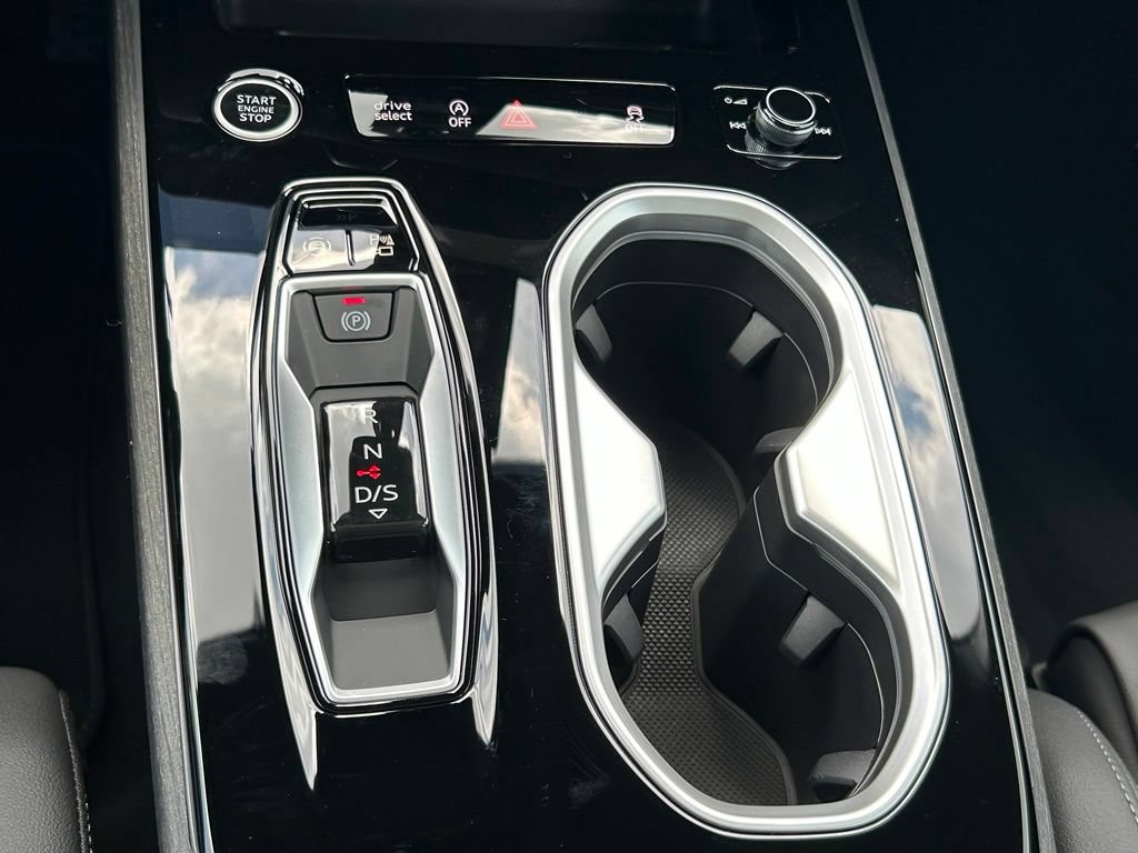 New 2026 Audi A6 Premium Plus AWD/4WD image 35