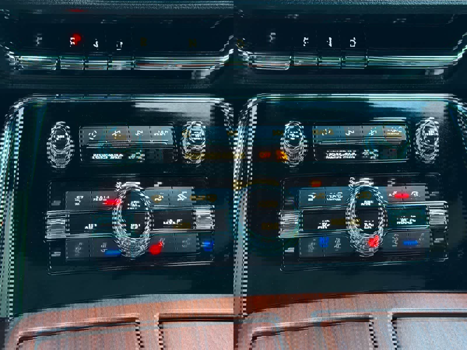 Used 2022 Lincoln Navigator L Reserve image 23