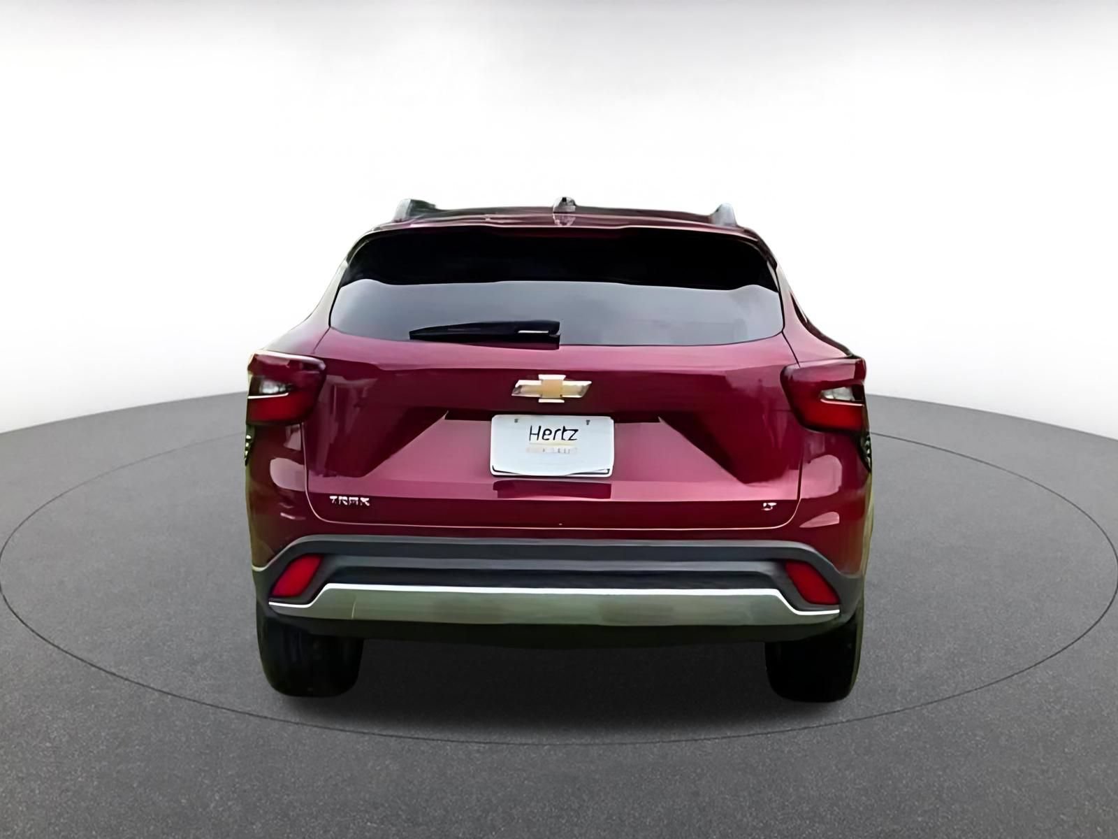 Used 2025 Chevrolet Trax LT FWD image 10
