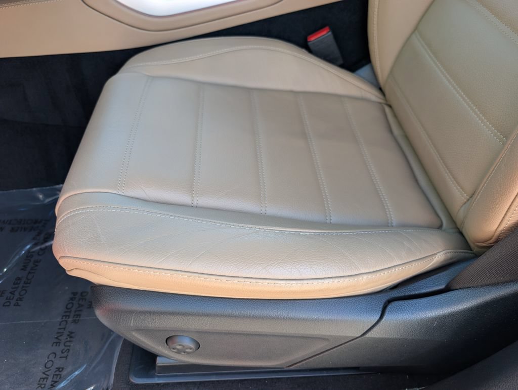 Used 2024 Mercedes-Benz GLE 350 4MATIC image 15