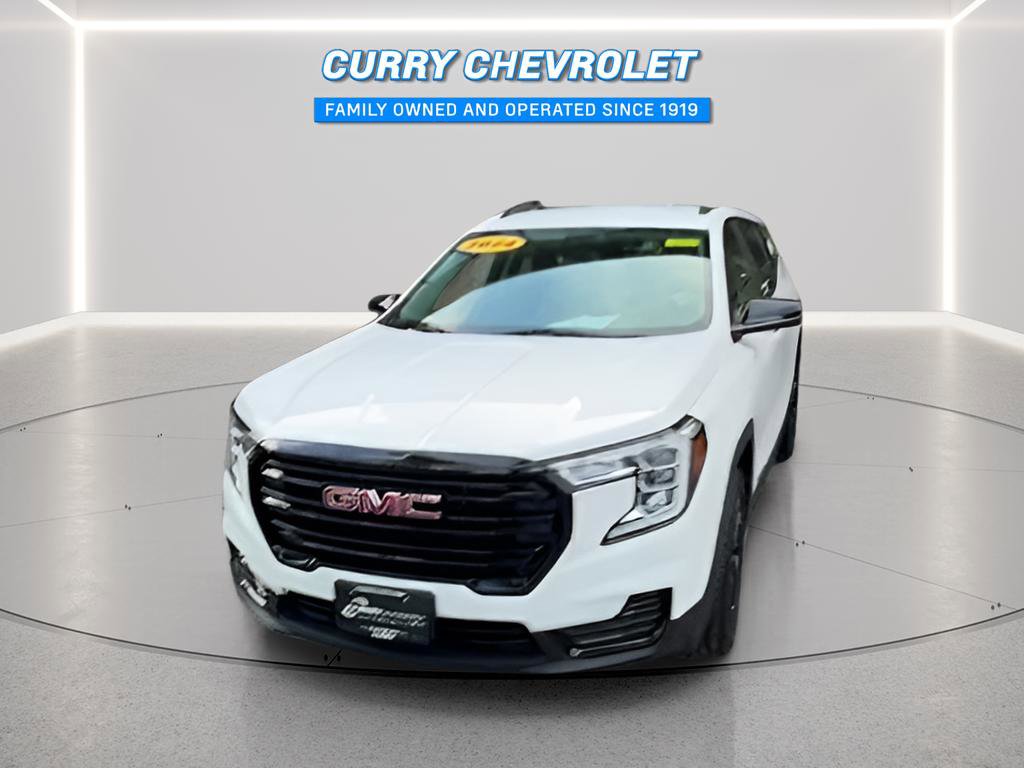 Used 2024 GMC Terrain SLE w/ Driver Convenience Package AWD/4WD image 3