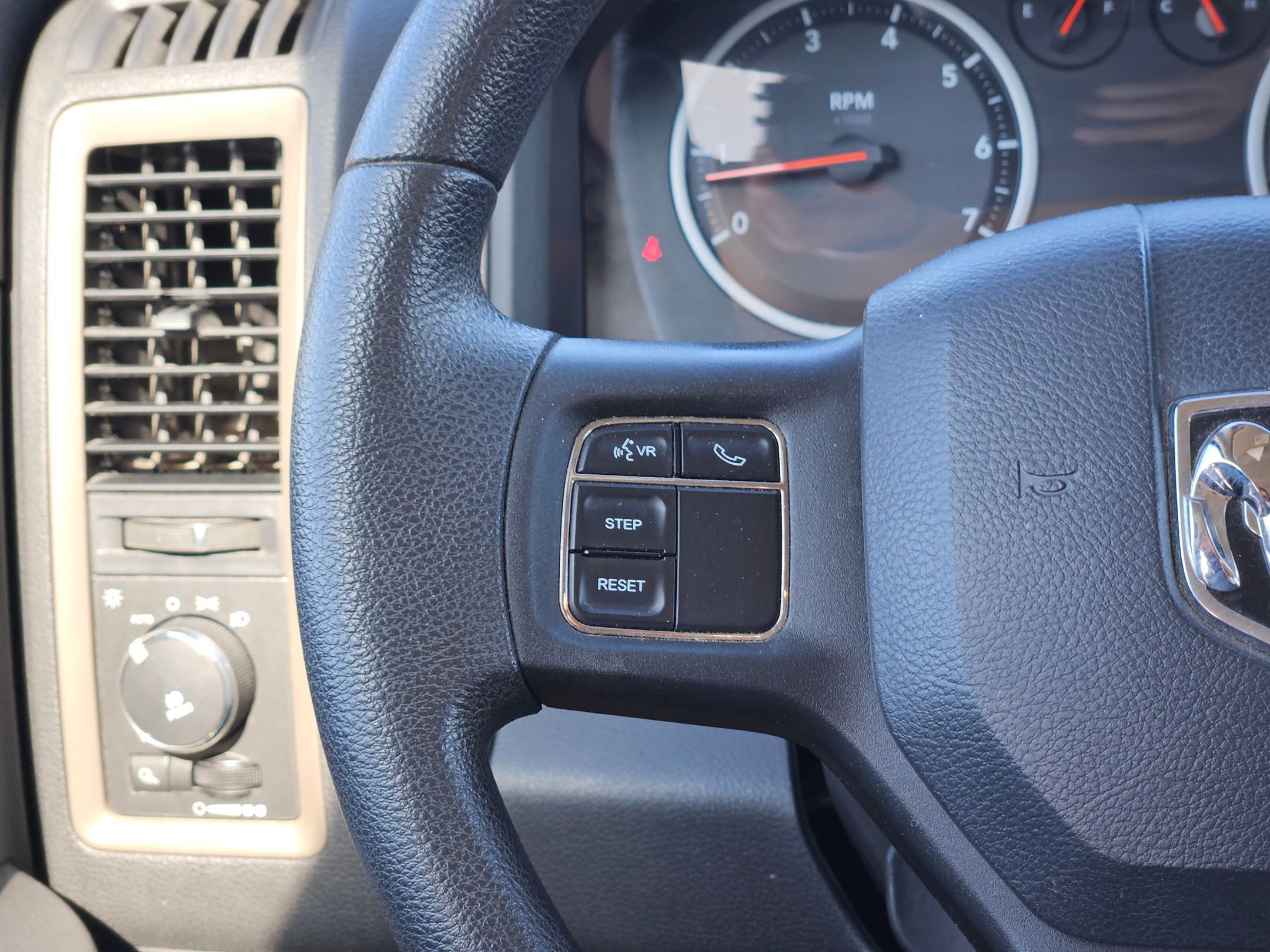 Used 2012 RAM 1500 Express image 20