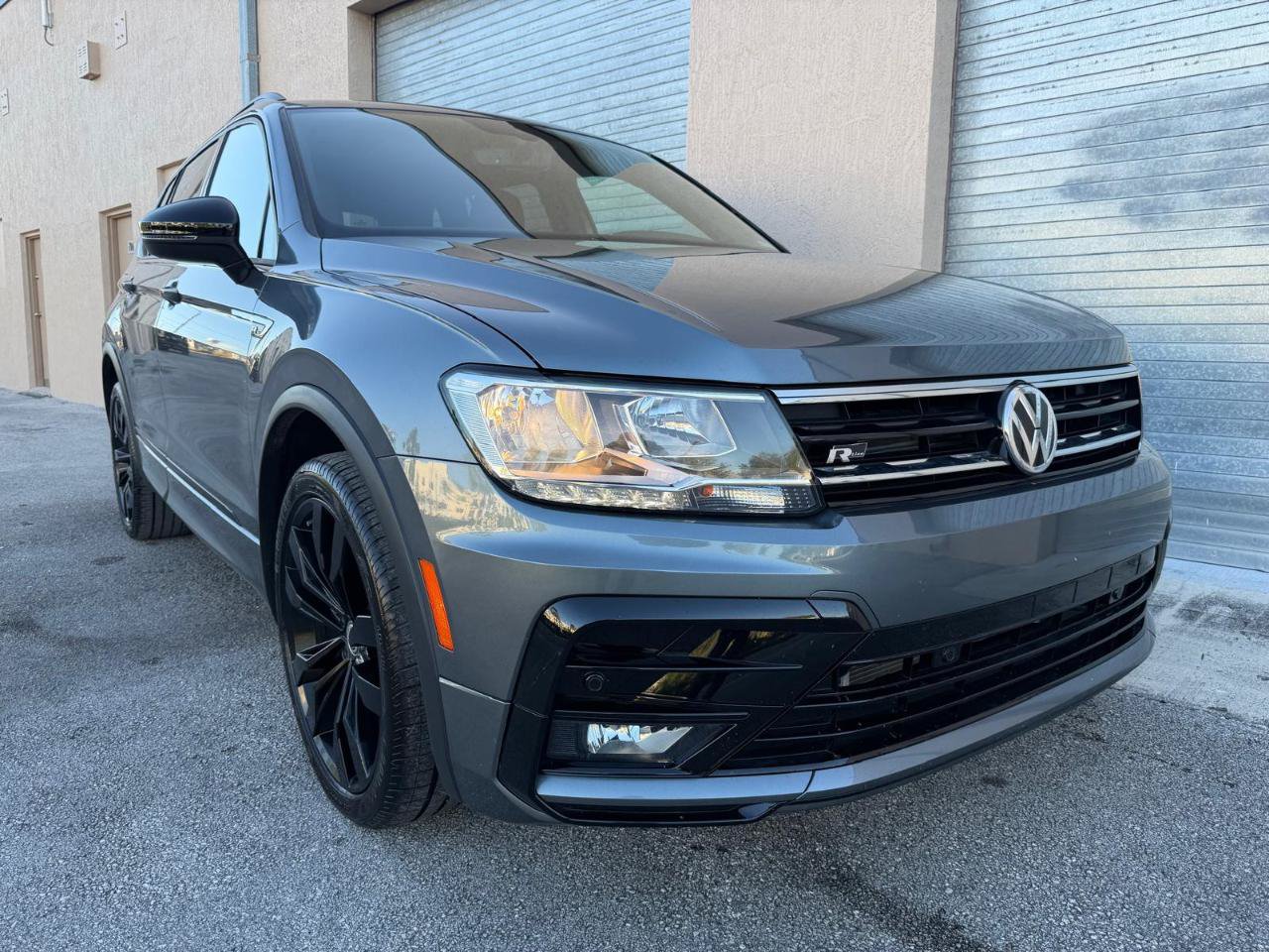 Used 2021 Volkswagen Tiguan SE R-Line FWD image 13