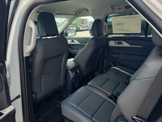New 2026 Ford Explorer Active w/ Active Comfort Package AWD/4WD image 14