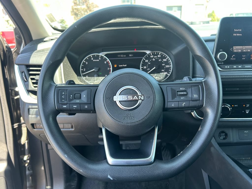 Used 2024 Nissan Rogue S AWD/4WD image 21
