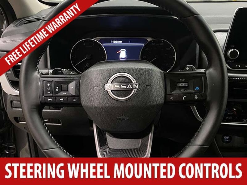 Used 2025 Nissan Rogue SV FWD image 10