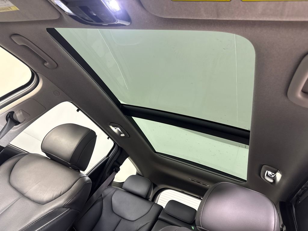 Certified 2022 Hyundai Santa Fe Limited image 21