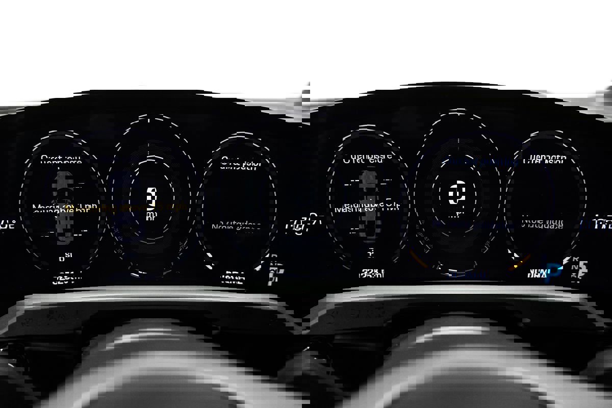 Used 2021 Porsche Taycan 4S w/ Premium Package image 17