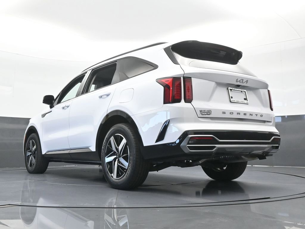 Used 2022 Kia Sorento EX w/ Panoramic Sunroof Package FWD image 61