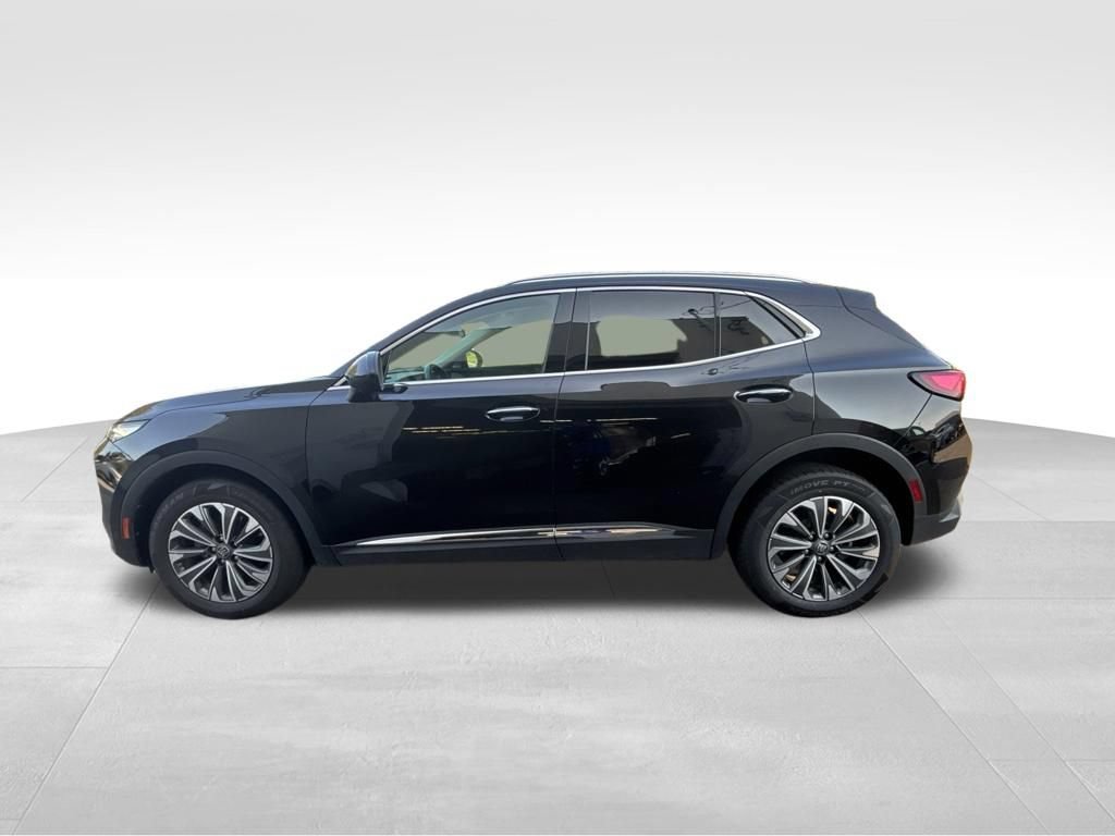 Used 2024 Buick Envision Preferred AWD/4WD image 3