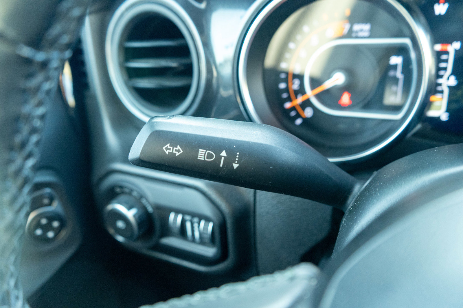 Used 2021 Jeep Wrangler Unlimited Sport image 24