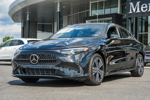 New 2027 Mercedes-Benz CLA 220 image 3