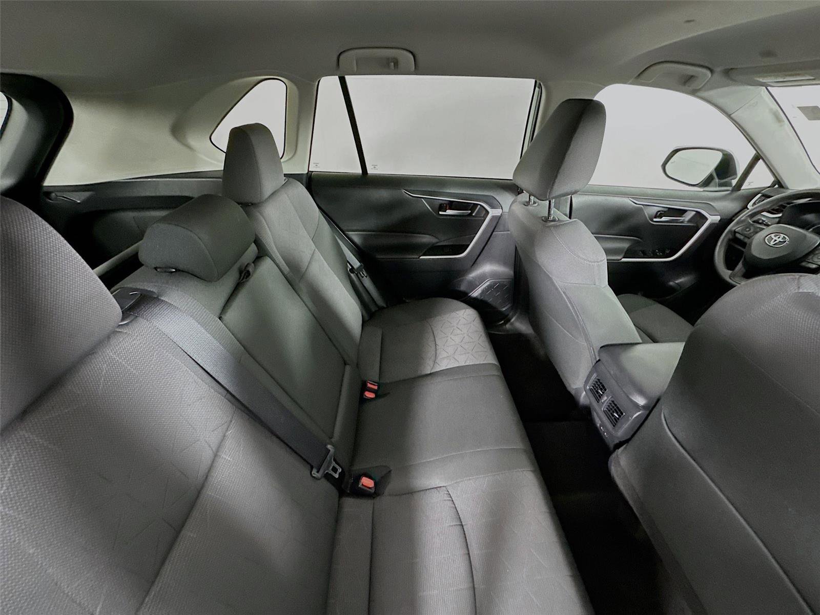 Certified 2025 Toyota RAV4 XLE image 25