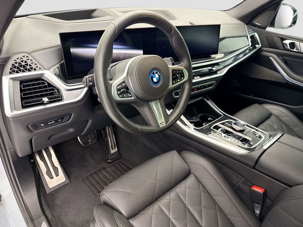Certified 2024 BMW X5 xDrive50e w/ Executive Package AWD/4WD image 9