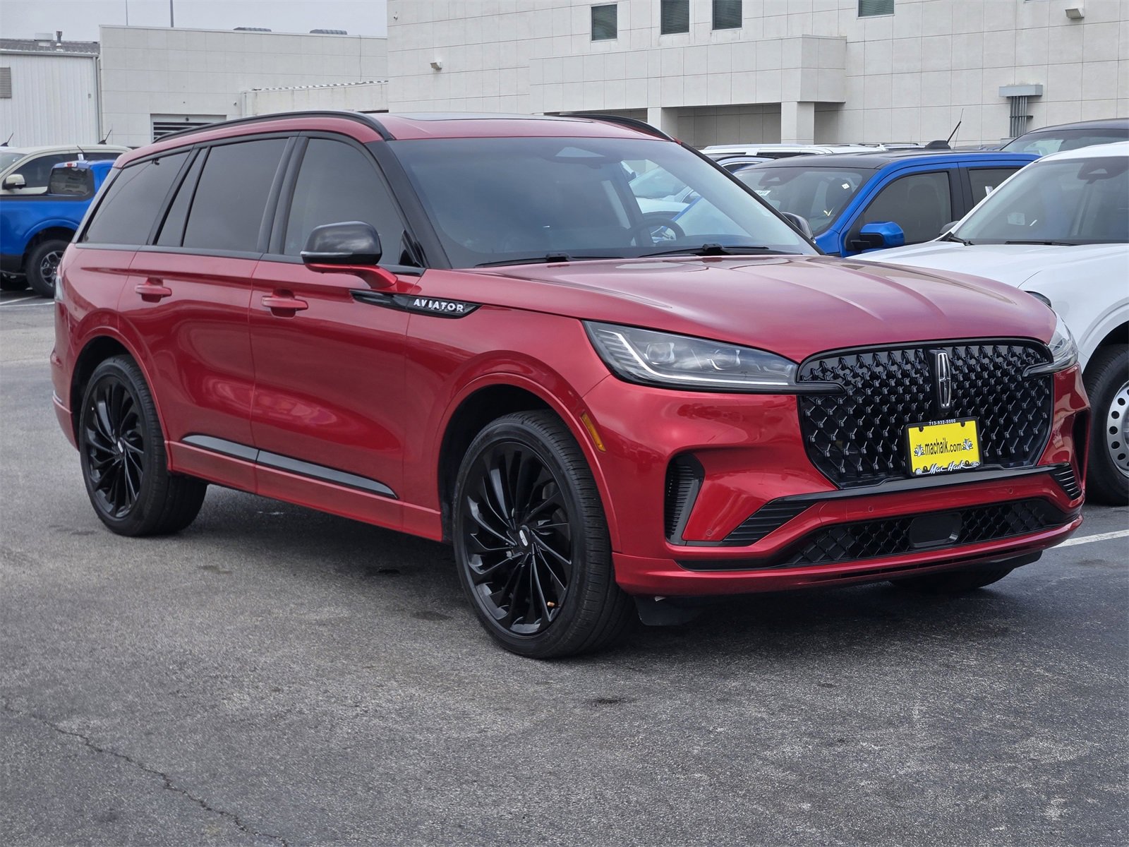 Used 2025 Lincoln Aviator Reserve w/ Equipment Group 201A image 3