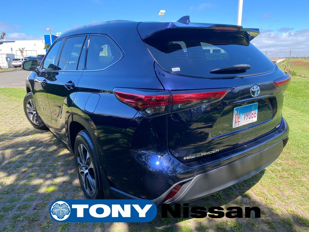 Used 2022 Toyota Highlander XLE image 5