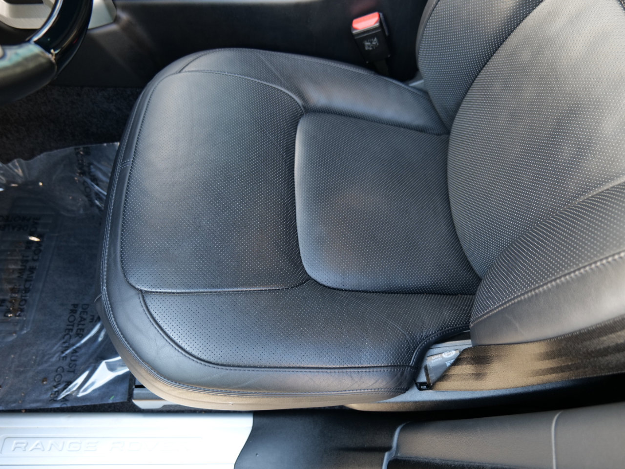 Used 2022 Land Rover Range Rover P525 Westminster Edition image 15