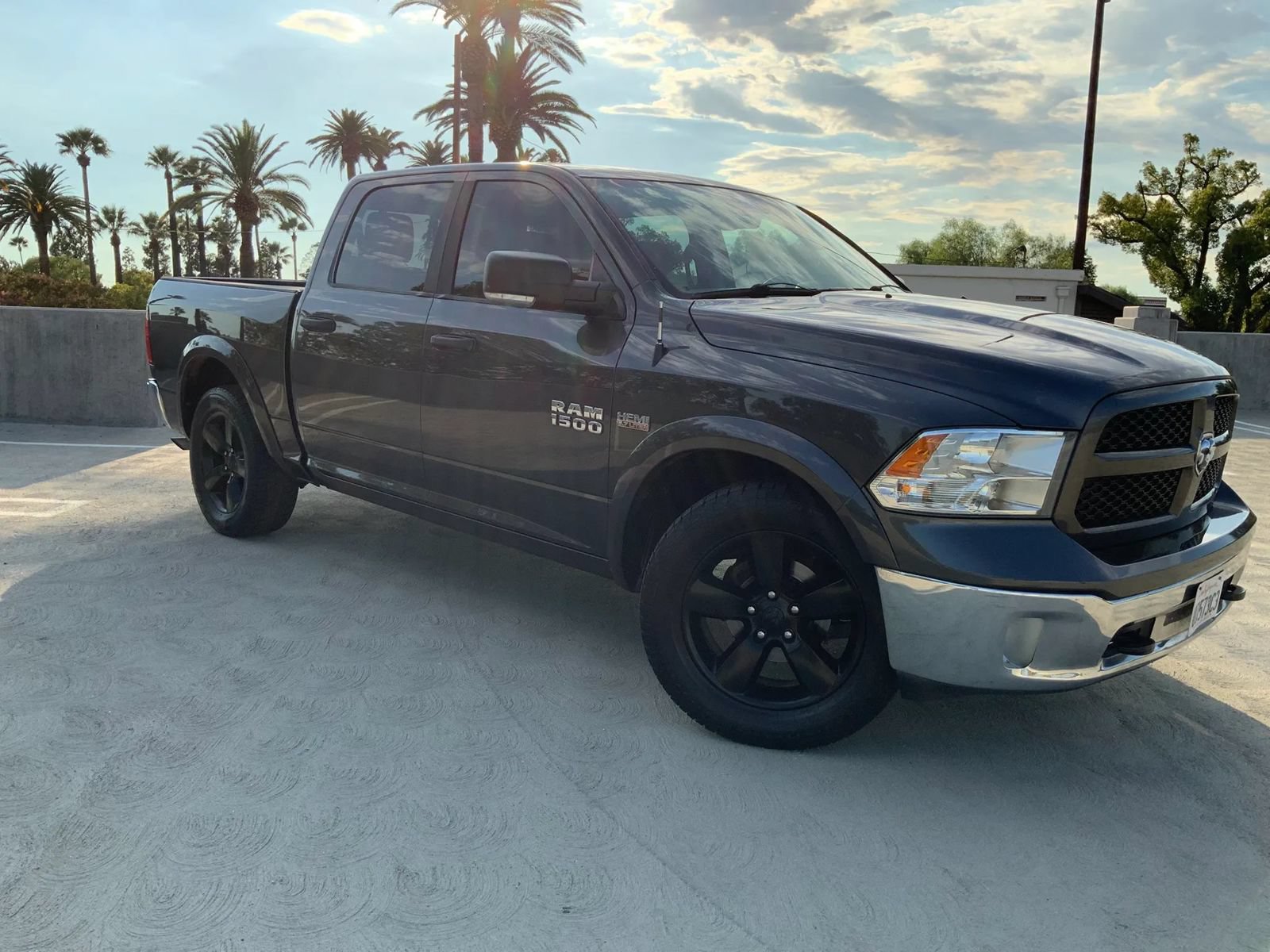 Used 2015 RAM 1500 Outdoorsman RWD image 3