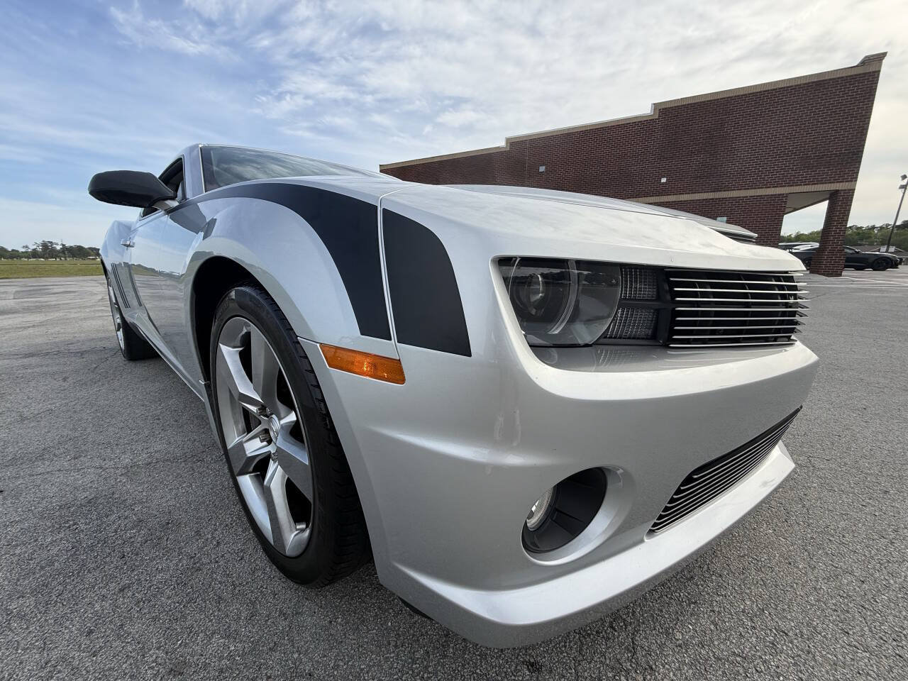 Used 2010 Chevrolet Camaro SS w/ RS Package RWD image 10