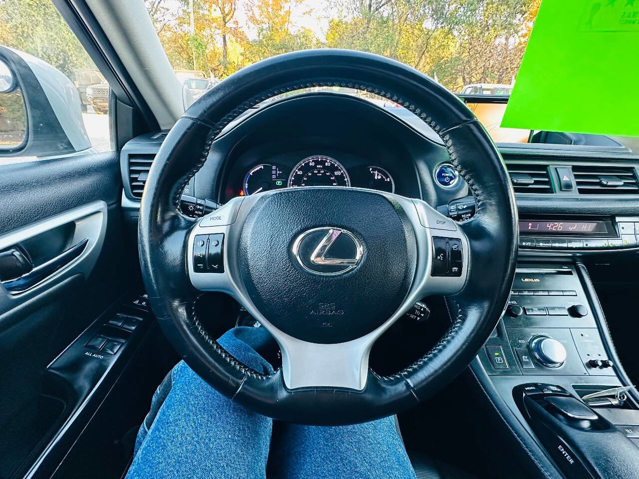 Used 2011 Lexus CT 200h Premium image 31