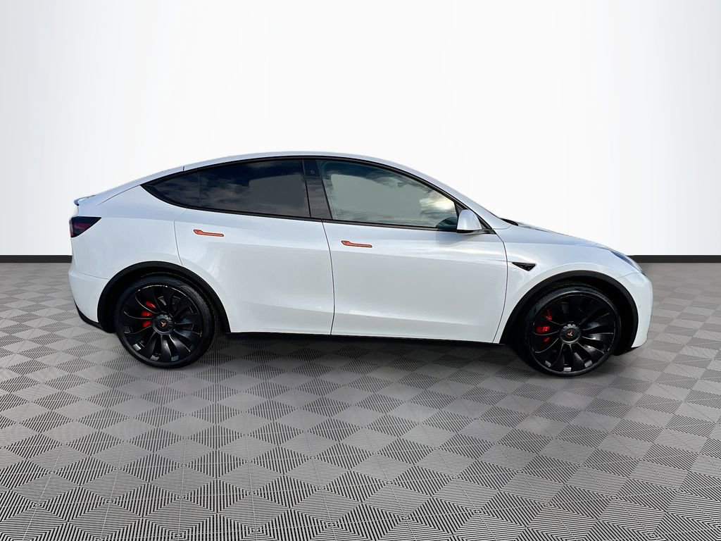 Used 2022 Tesla Model Y Performance image 8