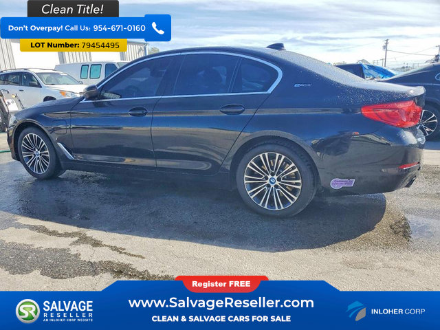 Used 2019 BMW 530e w/ Convenience Package image 3