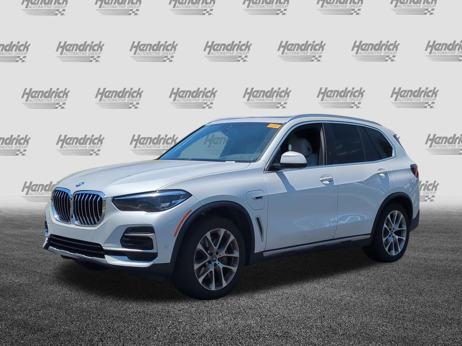 Certified 2023 BMW X5 xDrive45e w/ Parking Assistance Package AWD/4WD image 5