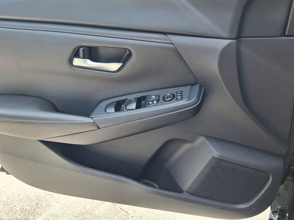 Used 2024 Nissan Sentra SV image 20