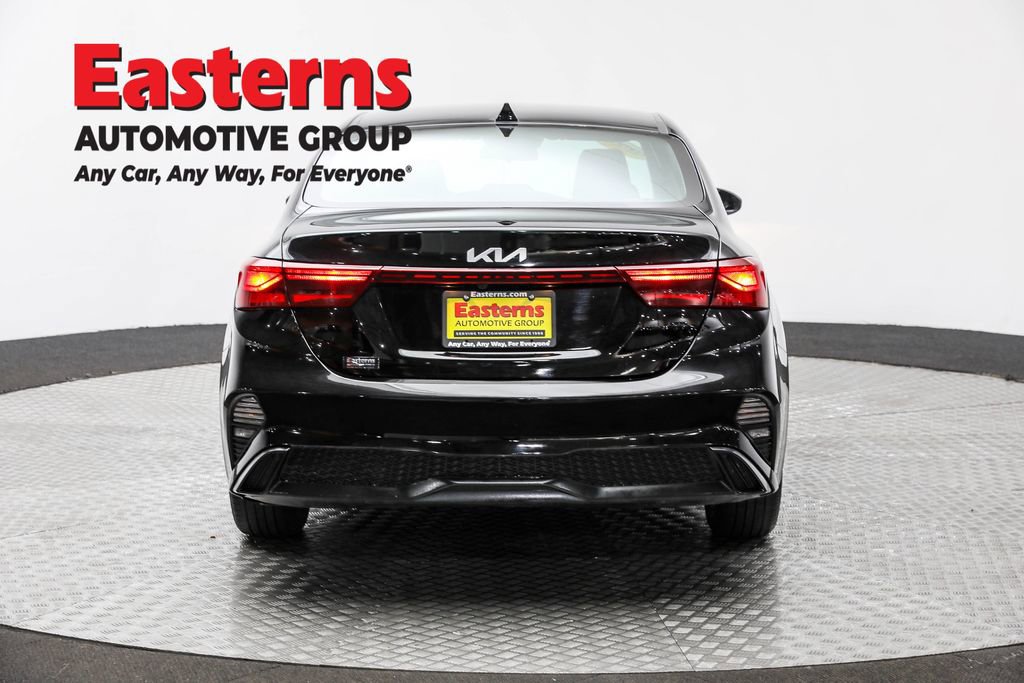 Used 2023 Kia Forte LXS image 6