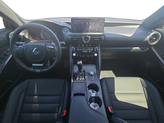 Used 2025 Lexus IS 500 image 9