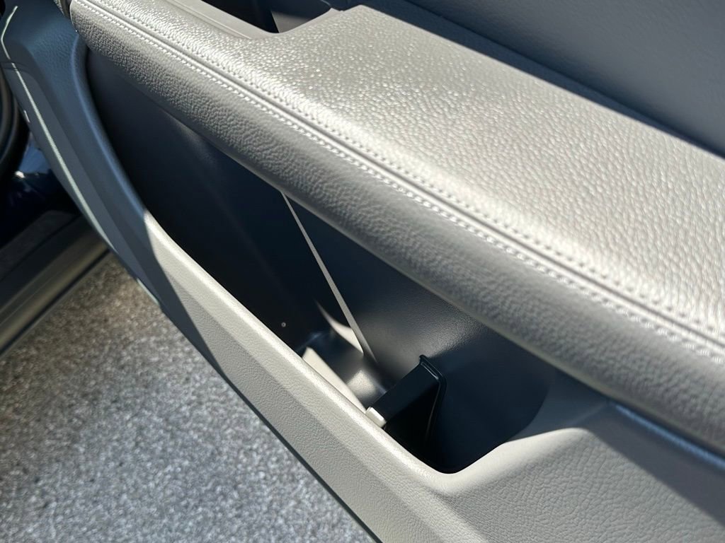 Used 2022 Porsche Cayenne E-Hybrid Coupe image 50