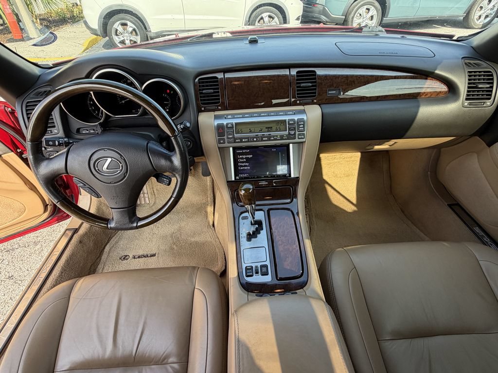 Used 2006 Lexus SC 430 Convertible RWD image 13