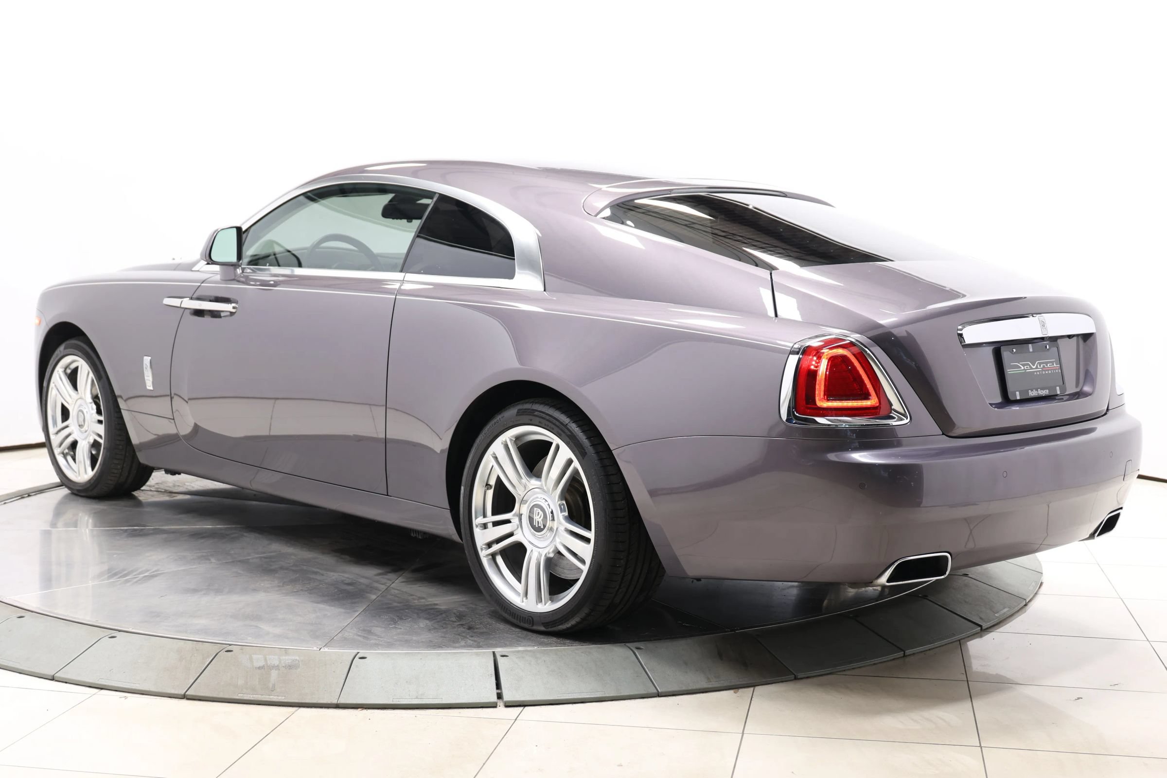 Used 2017 Rolls-Royce Wraith RWD image 77