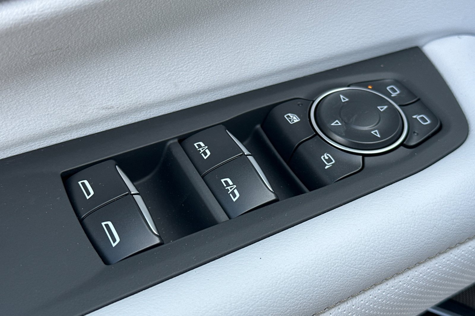 New 2026 Chevrolet Suburban Premier w/ Sun And Tow Package image 12