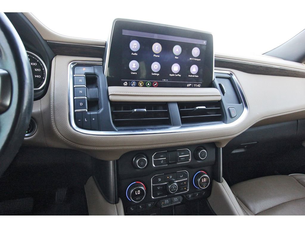 Used 2021 Chevrolet Suburban Premier image 10