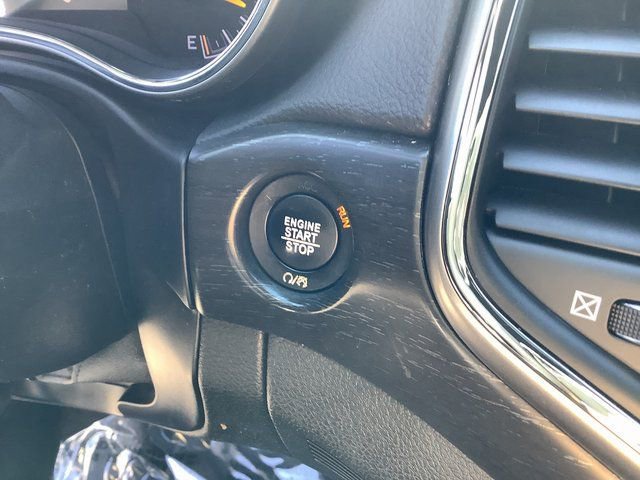 Used 2018 Jeep Grand Cherokee Laredo RWD image 14