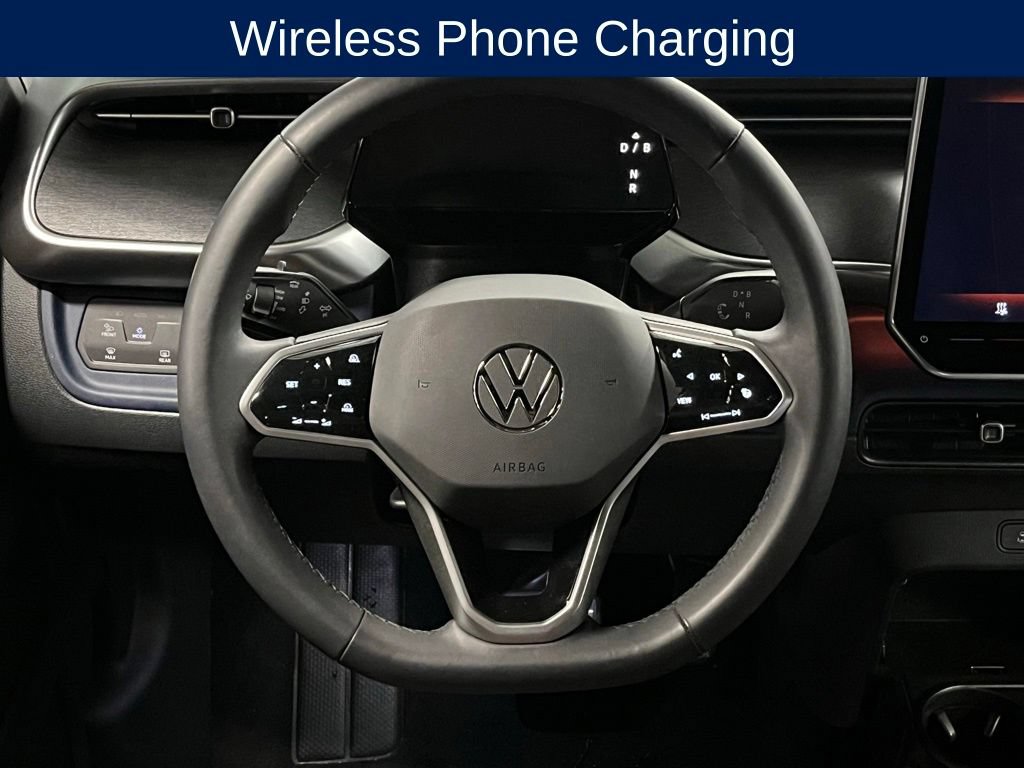 Certified 2025 Volkswagen ID. Buzz Pro S RWD image 9