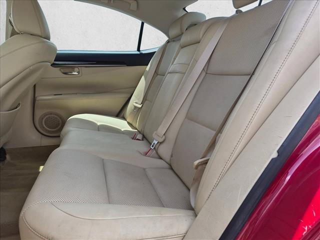 Used 2014 Lexus ES 350 w/ Premium Package FWD image 19