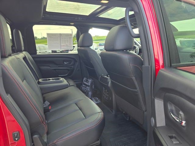 Used 2024 Nissan Titan PRO-4X w/ Pro-4x Convenience Package AWD/4WD image 12