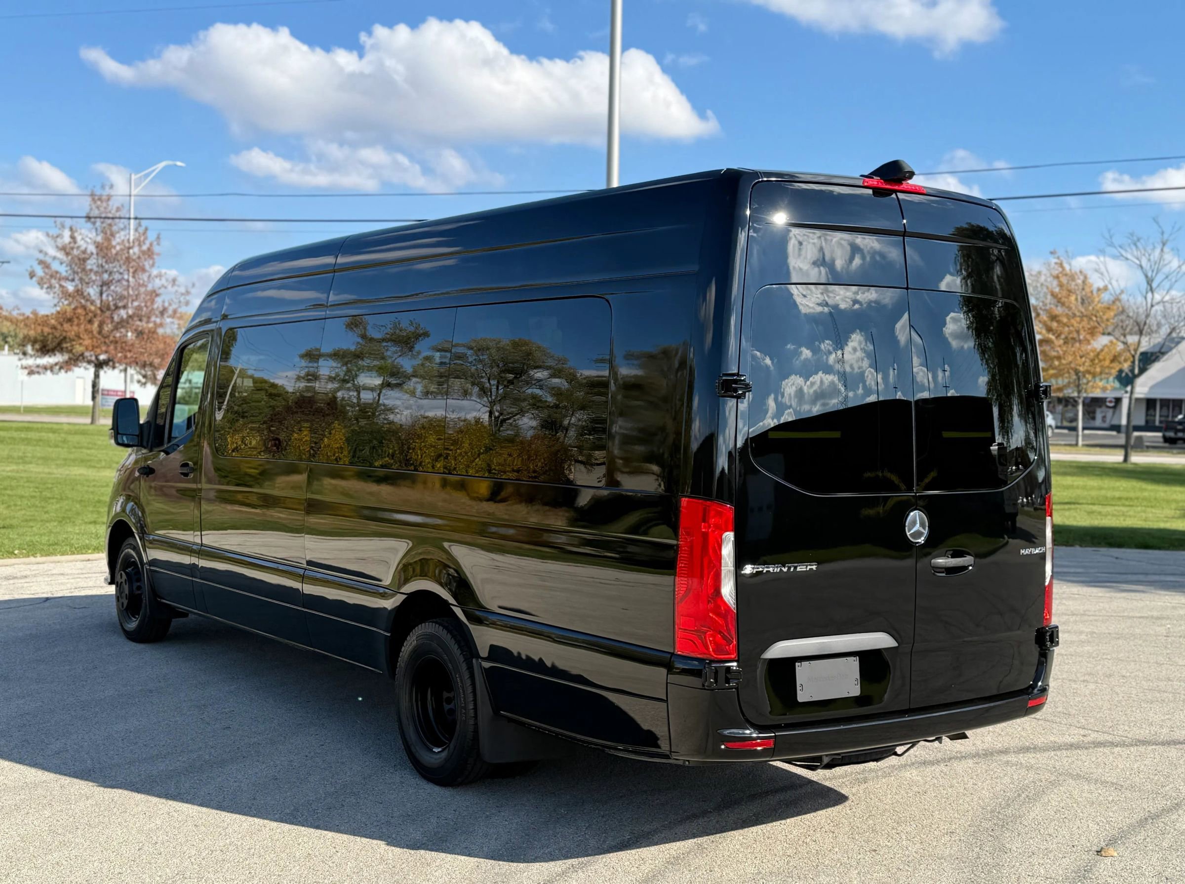 Used 2019 Mercedes-Benz Sprinter 3500 image 7