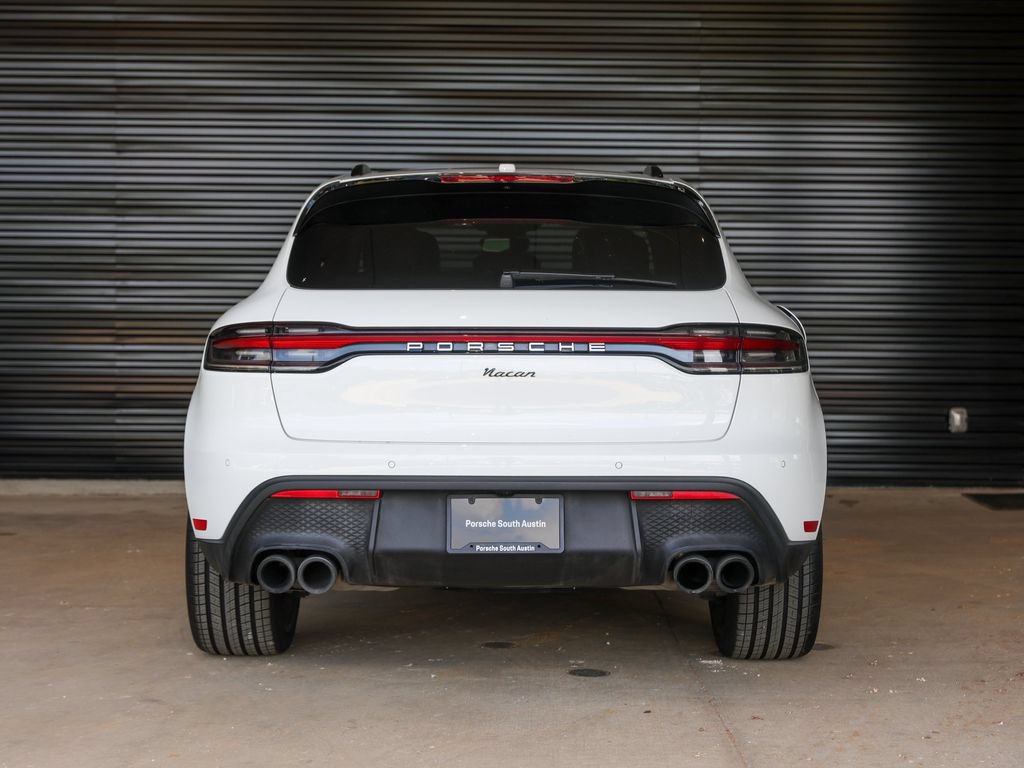 Certified 2026 Porsche Macan AWD/4WD image 6
