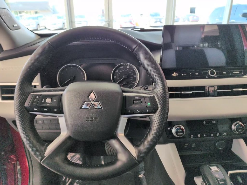 New 2026 Mitsubishi Outlander SE AWD/4WD image 30